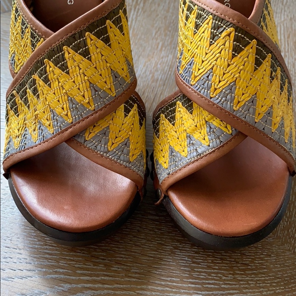 DIANE VON FURSTENBERG Woven Moore Crisscross Wedge 9.5 - Picture 3 of 14